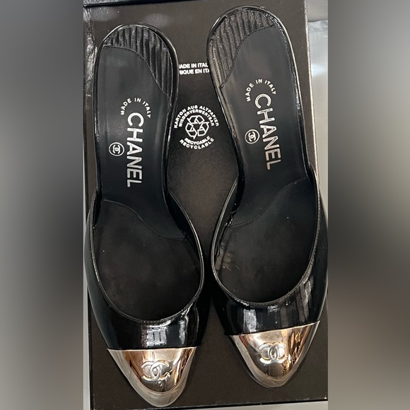 CHANEL Shoes - CHANEL Black Patent Silver Cap Toe CC Leather Mules Heels Shoes 38 7 Box Vintage